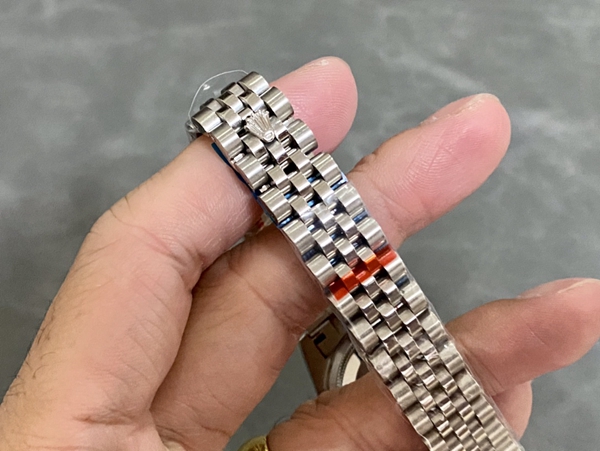 激安ロレックス着用イメージ